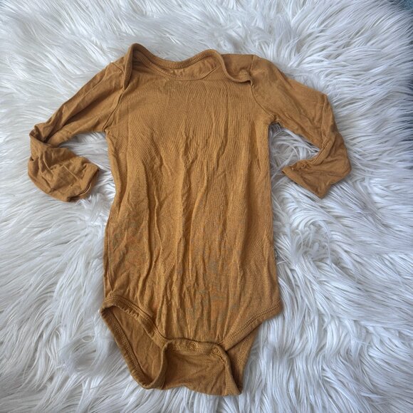 Kyte Baby goldenrod long sleeve onesie size 12-18 months - Picture 1 of 4